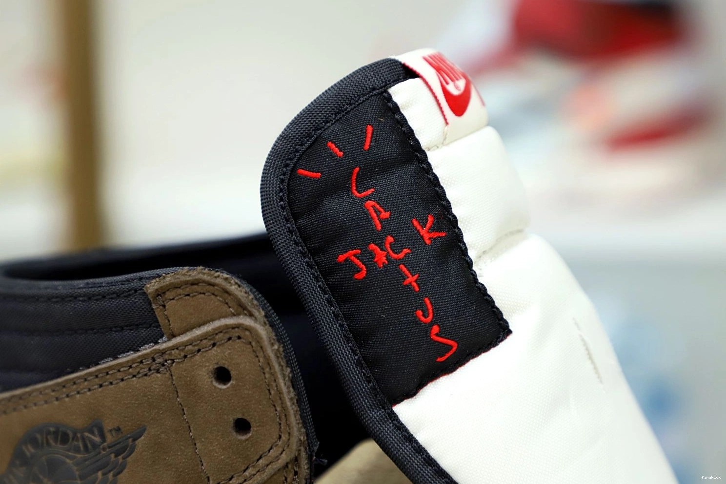 AIR SCOTT JORDAN TRAVIS RETRO 1 HIGH X 'MOCHA' OG 1027